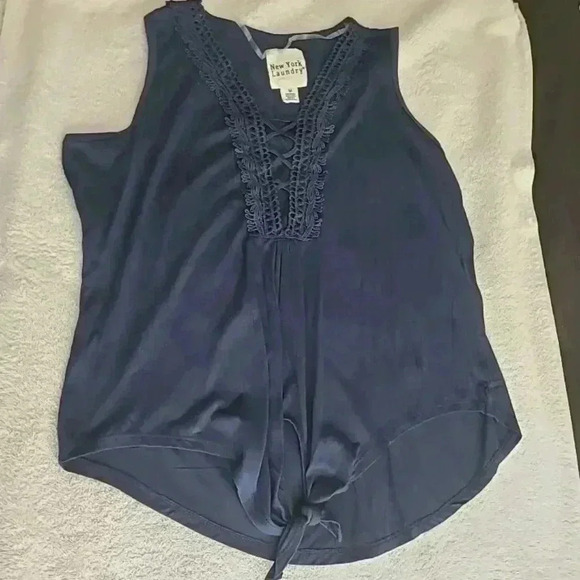 Top - Picture 1 of 7